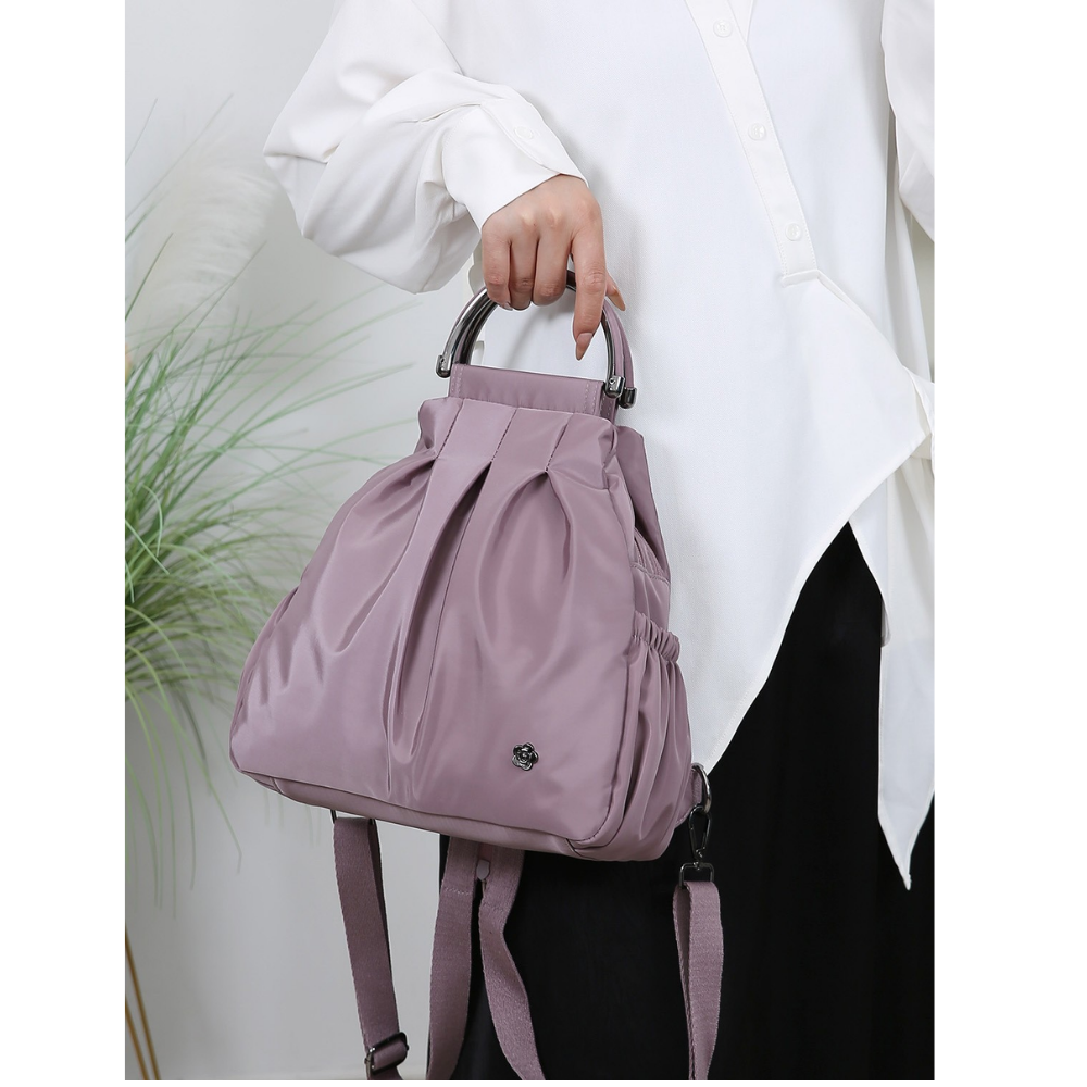 Elegant Pleated Fashion Bag with Premium Handle